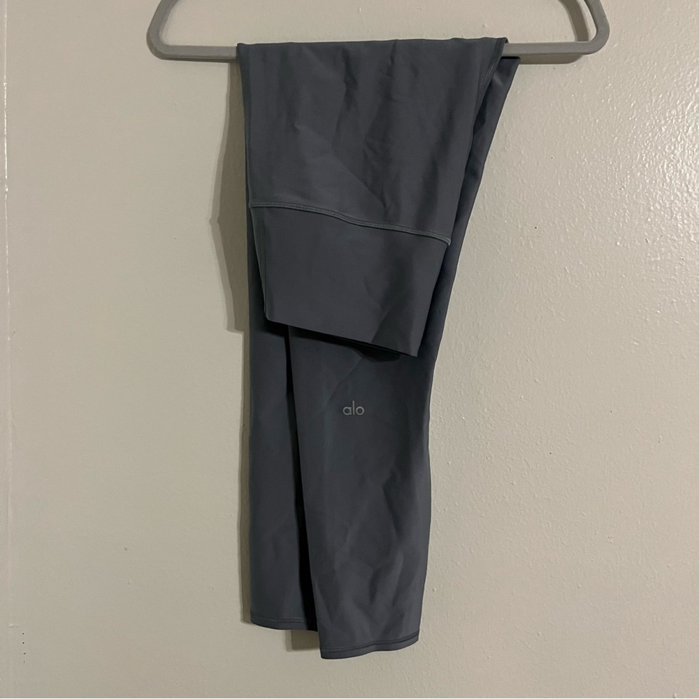 Alo Leggings